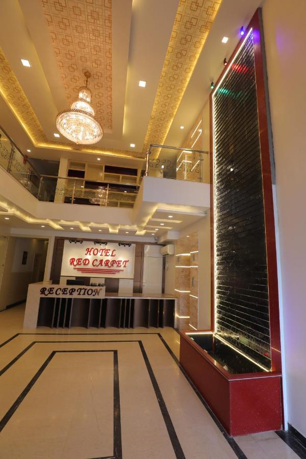 Hotel Sahib'S Red Carpet - The Family & Corporate Hotel Agra  Dış mekan fotoğraf